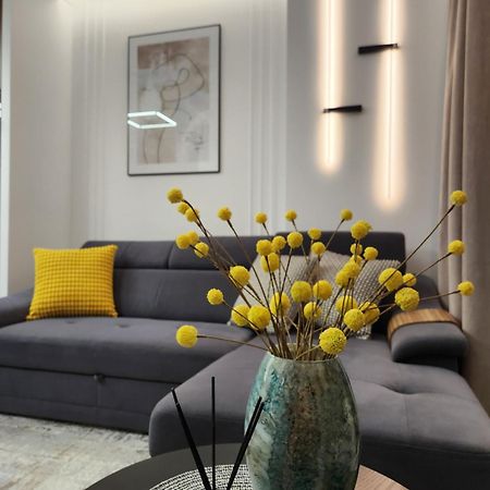 Luksusowy Apartament Bliska Wola Saba ワルシャワ エクステリア 写真